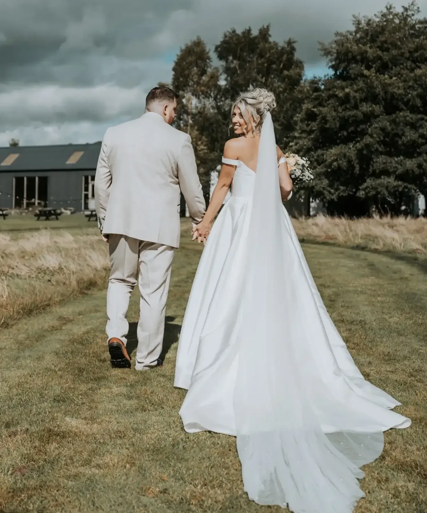 Hero Testimonials Mobile