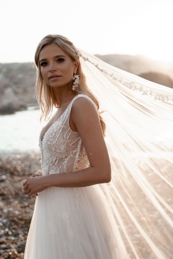 Dama Couture Style #Dandelion #10 Ivory/Nude thumbnail
