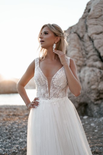 Dama Couture Style #Dandelion #1 Ivory/Nude thumbnail