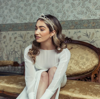 A'el Este Style #Amira Pearl Crown #2 Ivory Pearl thumbnail