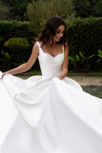 Abella Style #Carolina - E453 #2 Ivory thumbnail