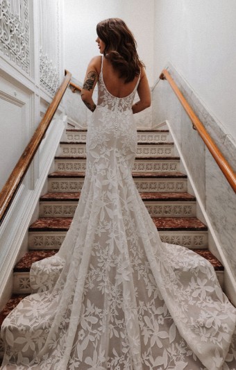 All Who Wander Style #Ensley #6 (IV-FRO) IVORY LACE AND TULLE OVER FROST GOWN thumbnail