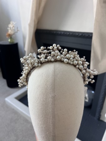 Arianna Bespoke Style #Everlasting Tiara - Pearl & Crystal, Brown Wire - AR598 #0 default Pearl/Crystal thumbnail
