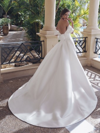 Blue by Enzoani Style #Sevilla #4 Ivory thumbnail