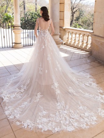 Elysee by Enzoani Style #Ines #1 thumbnail