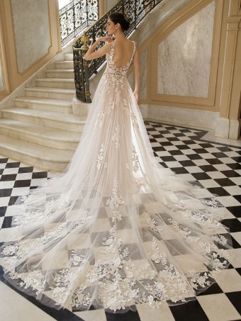 Elysee by Enzoani Style #Ines #5 thumbnail