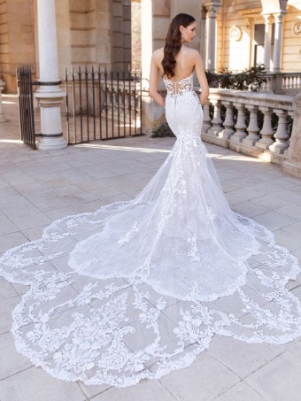 Elysee by Enzoani Style #Sibylla #2 thumbnail