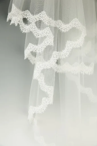 Nieve Couture French Eyelash Lace Veil | NV245 #1 Ivory thumbnail