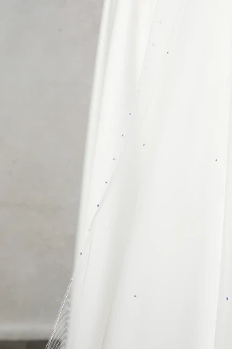 Nieve Couture Crystal Edge Veil (Single Tier) | NV396 #2 Ivory thumbnail