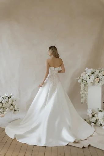 Abella Valadon (Plain) | E561P #1 Ivory thumbnail