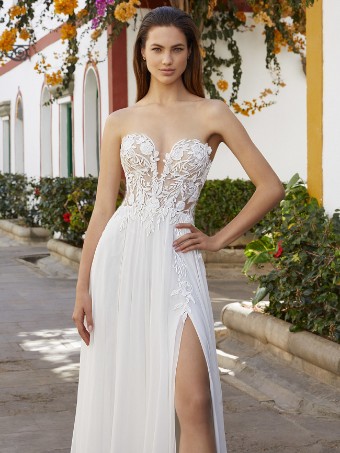 Love by Enzoani Style #Bethenny #2 thumbnail