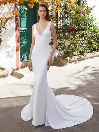 Love by Enzoani Style #Britanny #0 default Ivory/Nude thumbnail