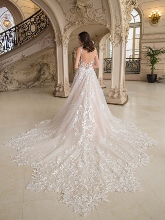 Elysee by Enzoani Style #Laurent #3 default Ivory/Beige/Nude thumbnail