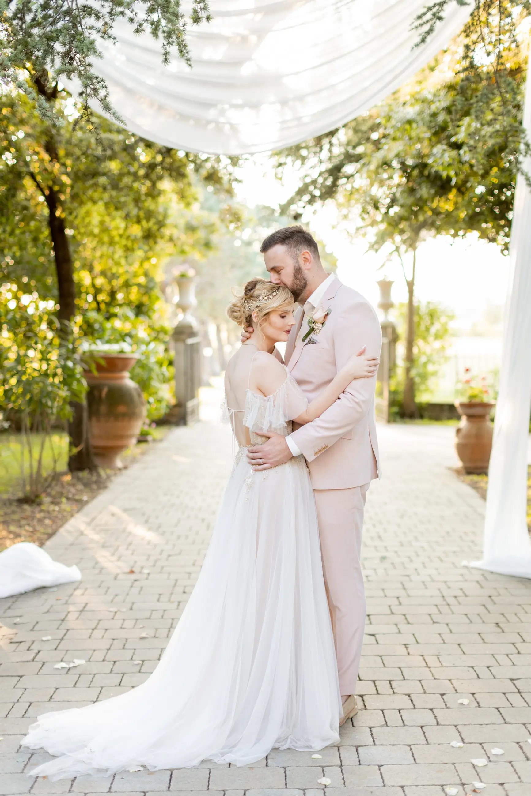 Lauren + Iain. Mobile Image
